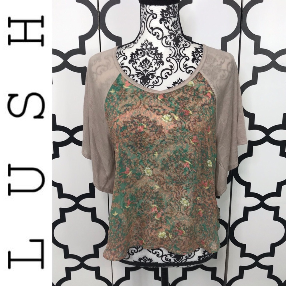 Lush Tan/GreenShorts Sleeve Top
